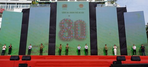 Thứ trưởng Lê Quốc Hùng dự Lễ hưởng ứng Cuộc thi sáng tạo video clip “Tổ quốc bình yên”